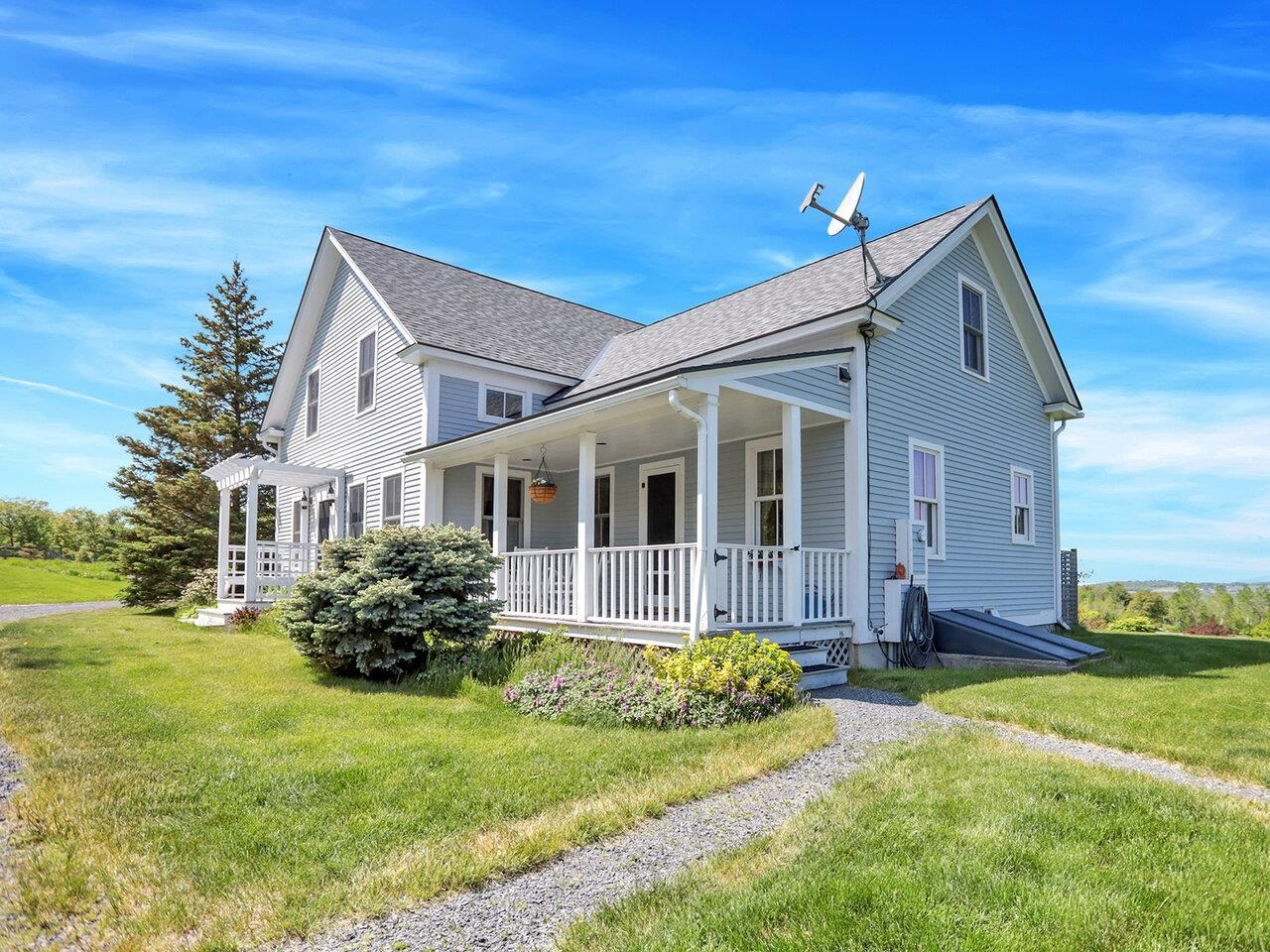 44 Bedford Road Ferrisburgh, VT 05491 - Photo 2 of 40 Gallery Image 2