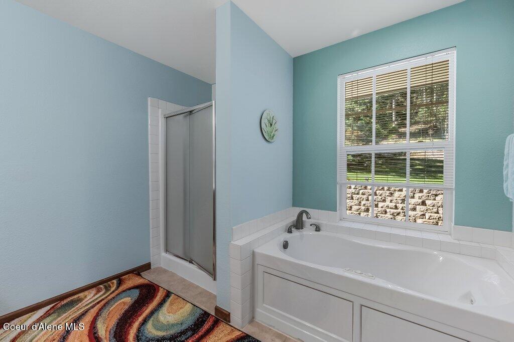 6364 Bottle Bay Road Sagle, ID 83860 - Photo 38 of 75 --36.jpg-SMALL