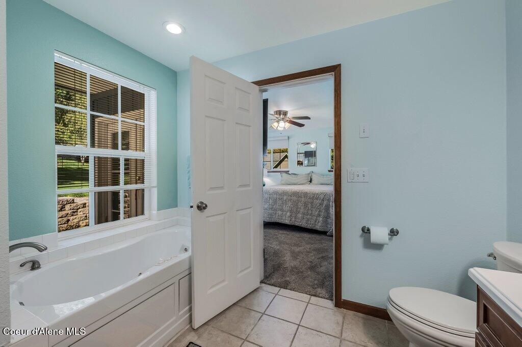 6364 Bottle Bay Road Sagle, ID 83860 - Photo 40 of 75 --38.jpg-SMALL