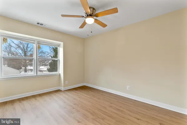 $356,100 | 17425 Hughes Road, Poolesville, MD 20837