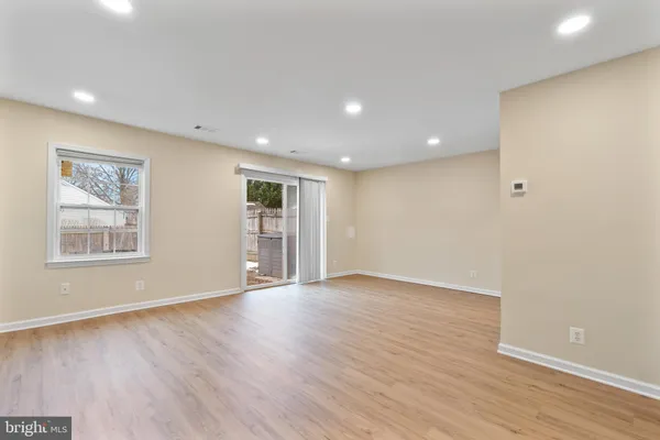 $356,100 | 17425 Hughes Road, Poolesville, MD 20837