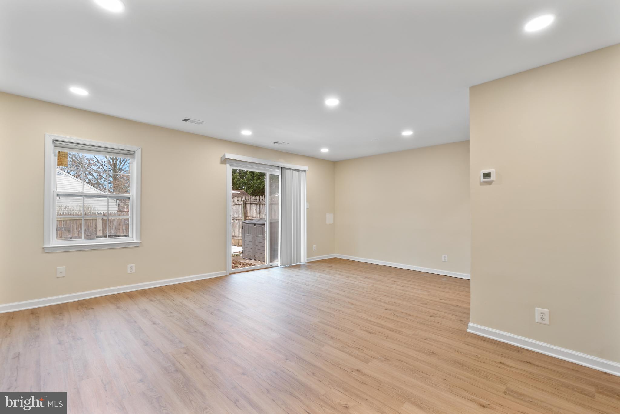 17425 Hughes Road Poolesville, MD 20837 - Photo 5 of 24 Gallery Image 5