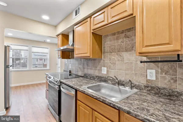 $356,100 | 17425 Hughes Road, Poolesville, MD 20837