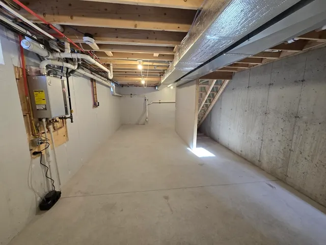 $559,900 | 184 Howard Street, Ludlow, MA 01056