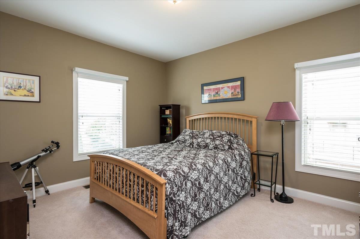 1552 Crafton Way Raleigh, NC 27607 - Photo 19 of 27
