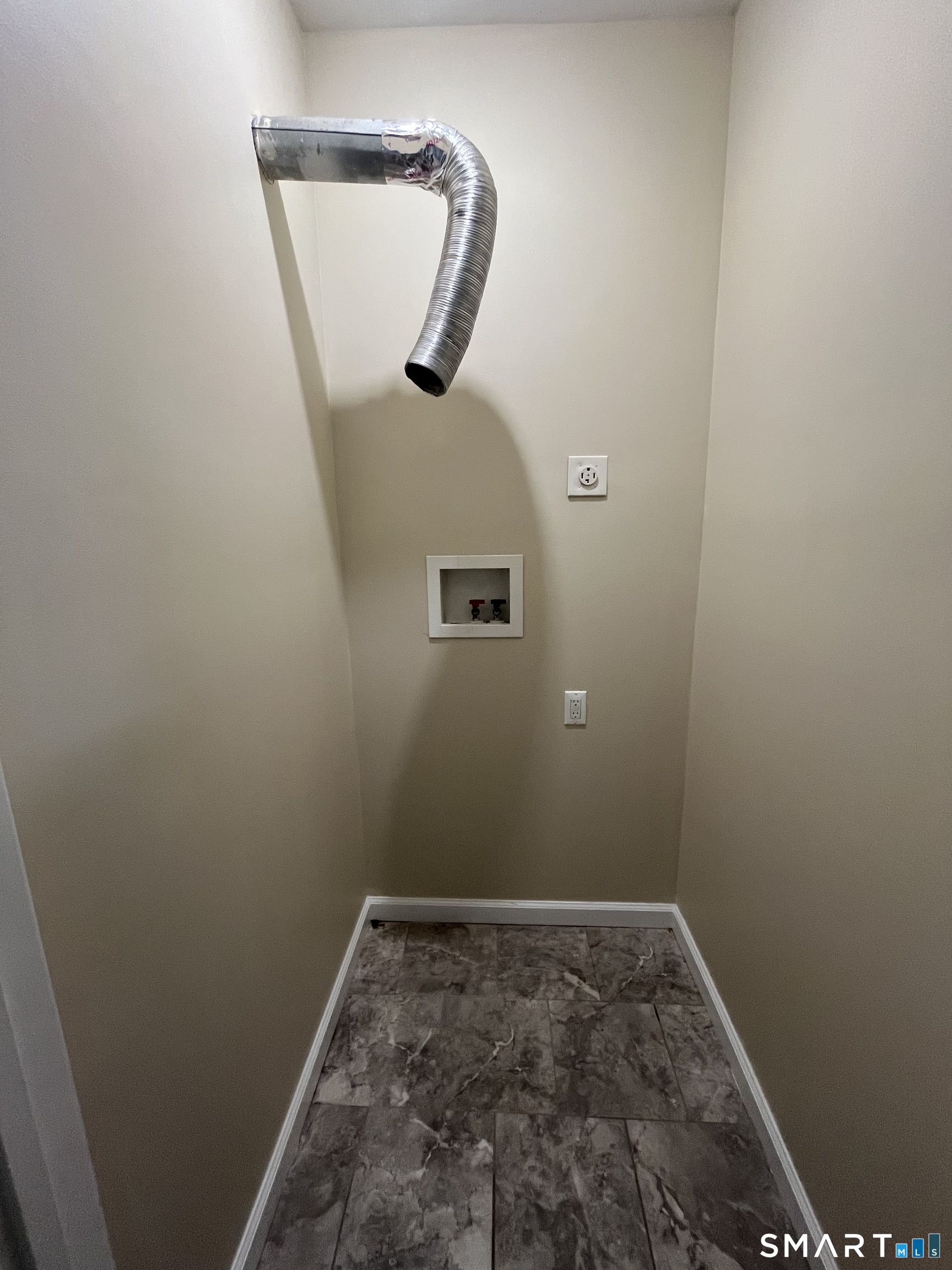 400 South Main Street, Unit 3S New Britain, CT 06051 - Photo 6 of 6