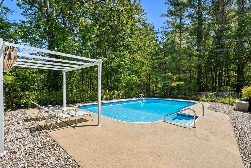 153 Raddin Road Groton, MA 01450 - Photo 39 of 42