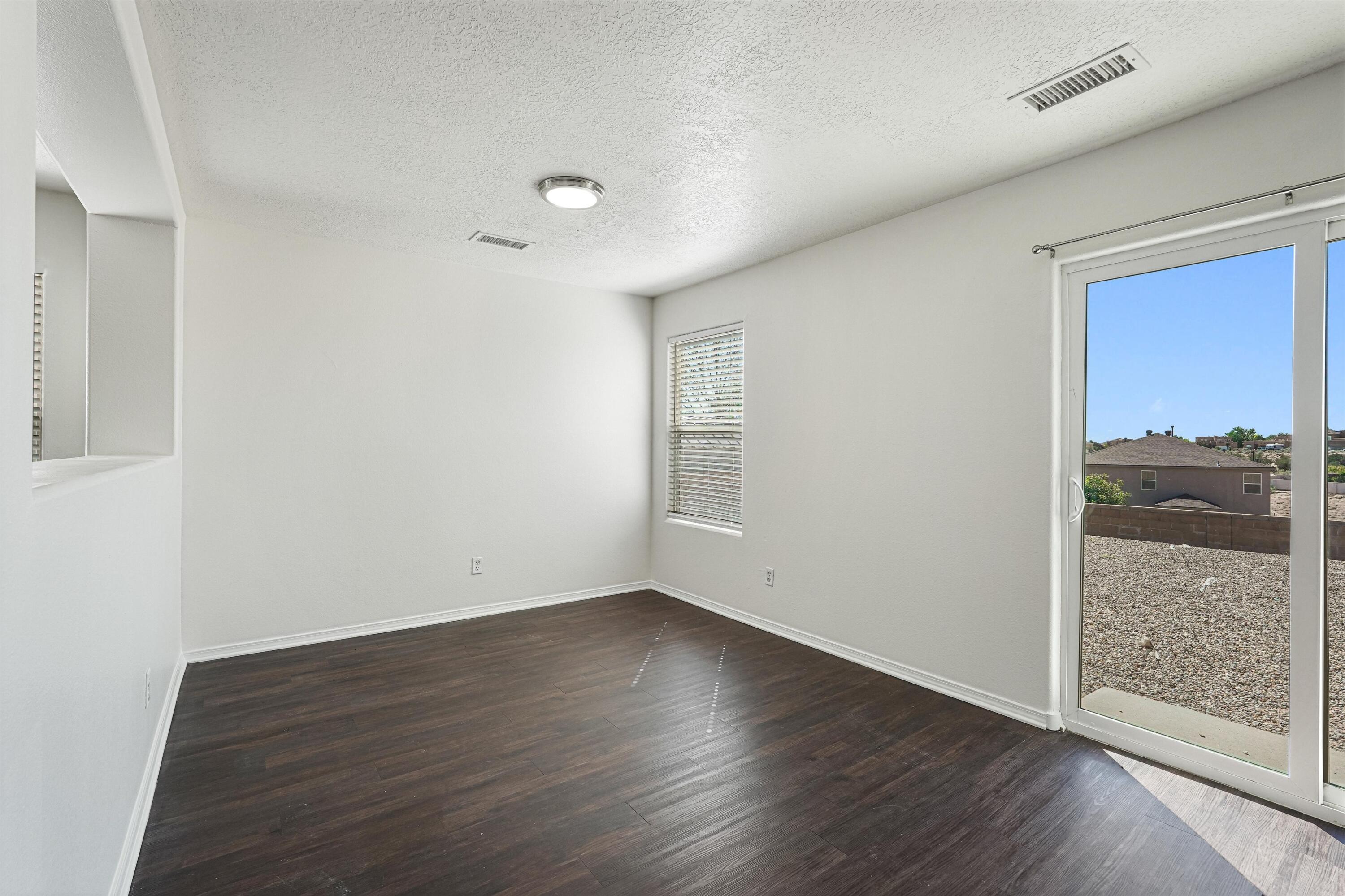 5205 Caprock Drive Northeast Rio Rancho, NM 87144 - Photo 6 of 36 Gallery Image 6