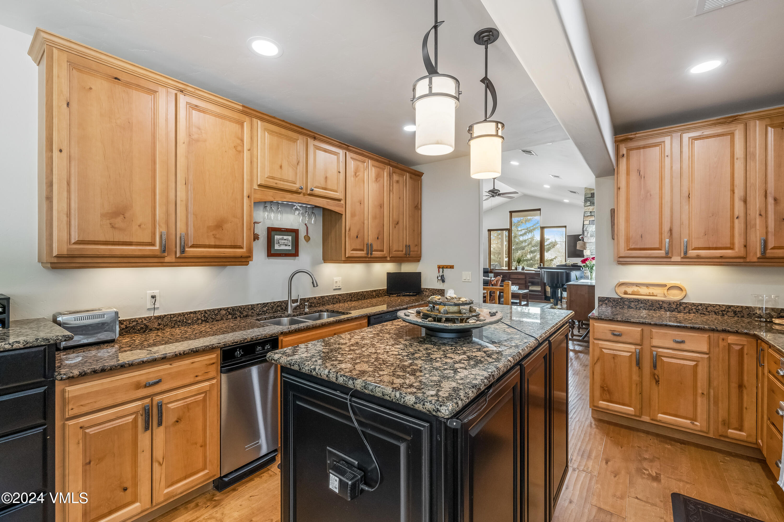 3070 Wildridge Road, Unit A Avon, CO 81620 - Photo 28 of 34 4E2A7074_1