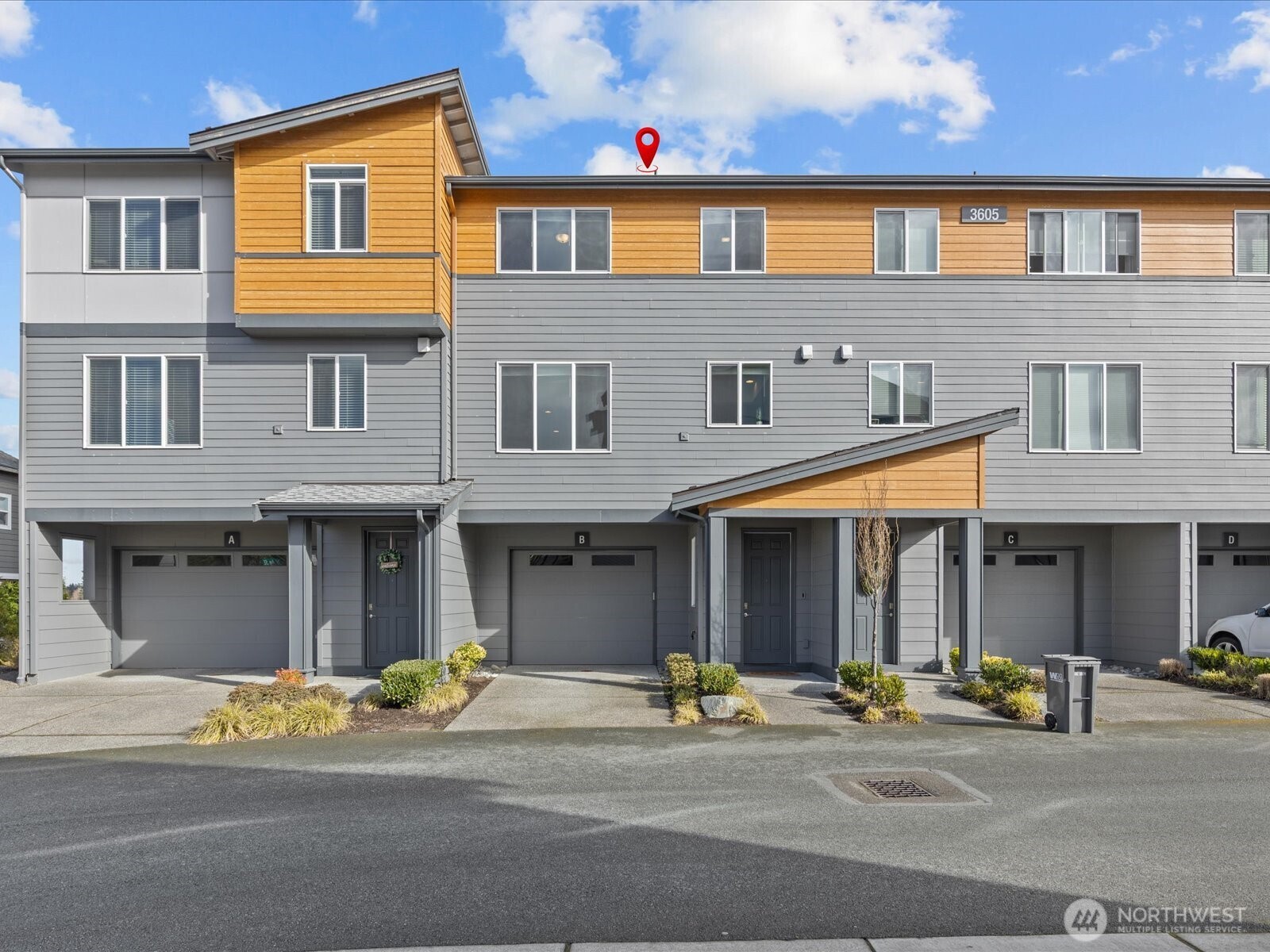 3605 192nd Street Southeast, Unit B Bothell, WA 98012 - Photo 2 of 31