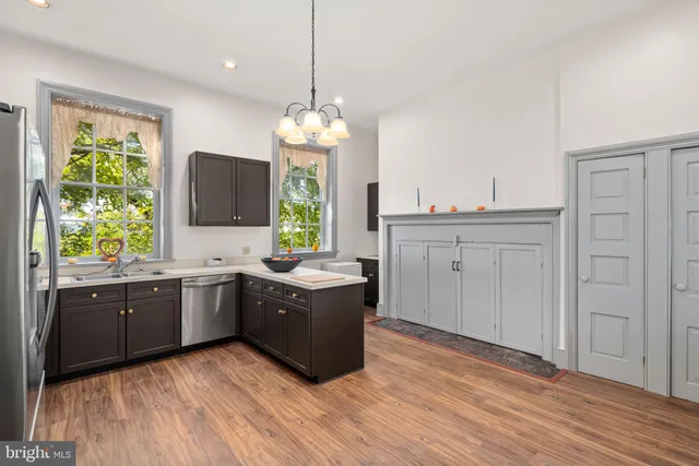 $399,900 | 2677 North Old Trail, Shamokin Dam, PA 17876