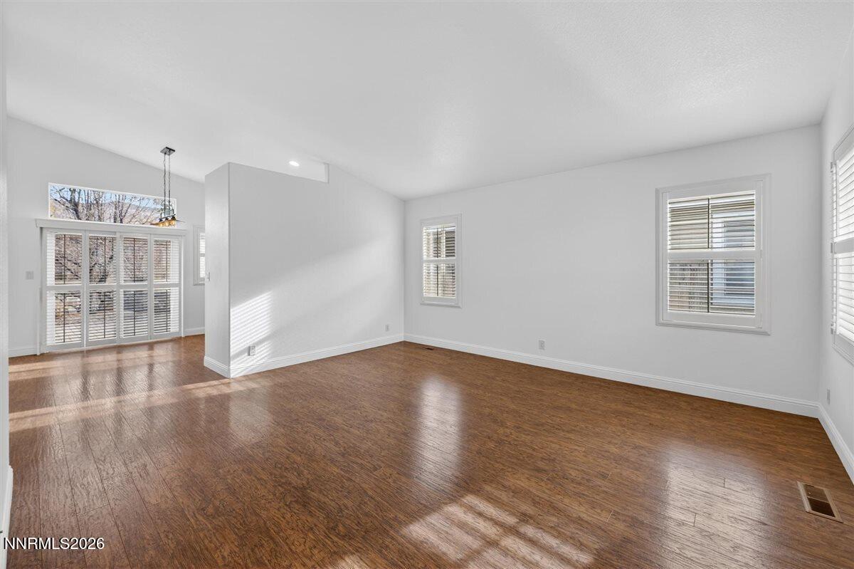 2130 Evergreen Park Drive Reno, NV 89521 - Photo 10 of 31 10-DSC_4565