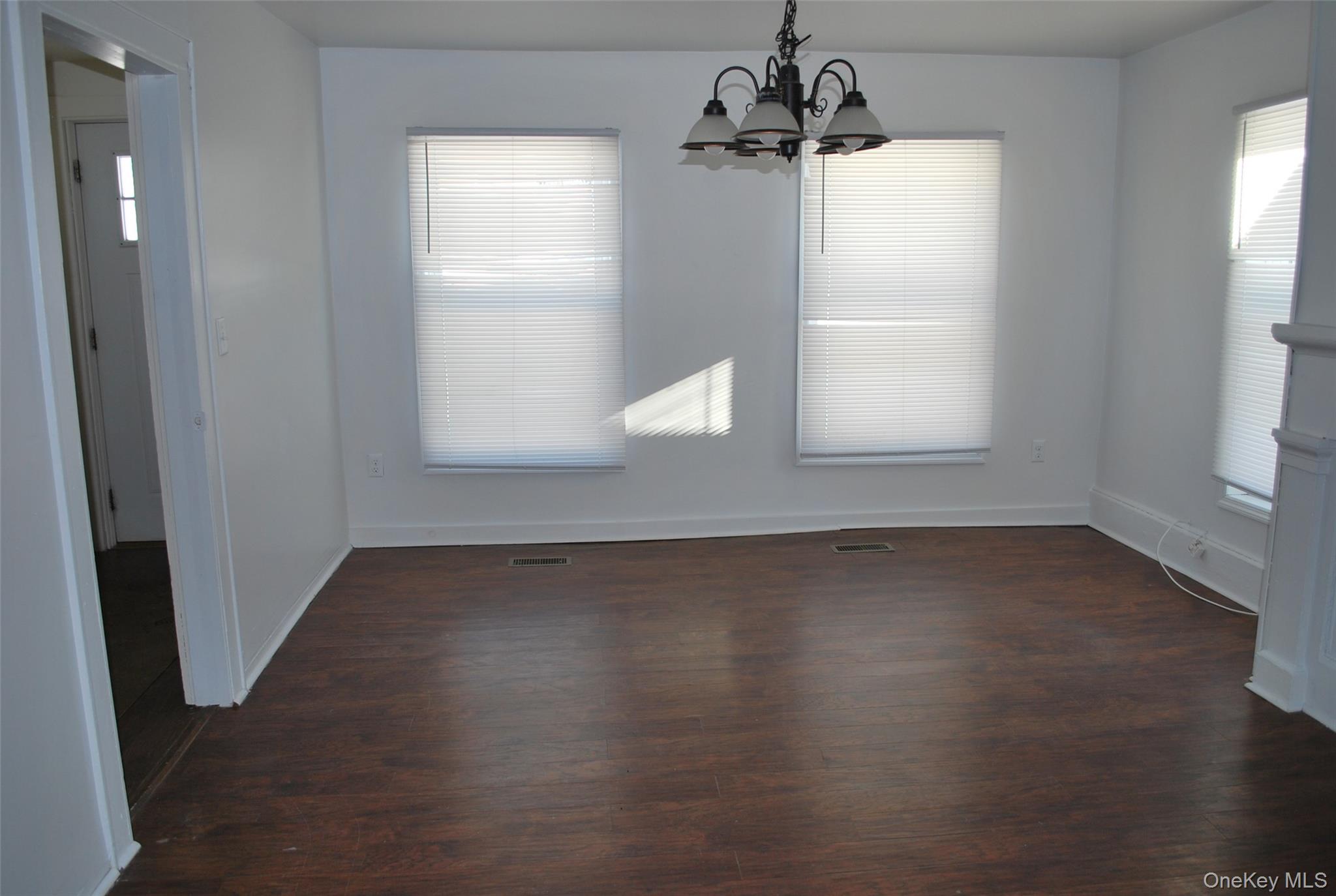 22 Dekay Road Warwick, NY 10990 - Photo 13 of 24