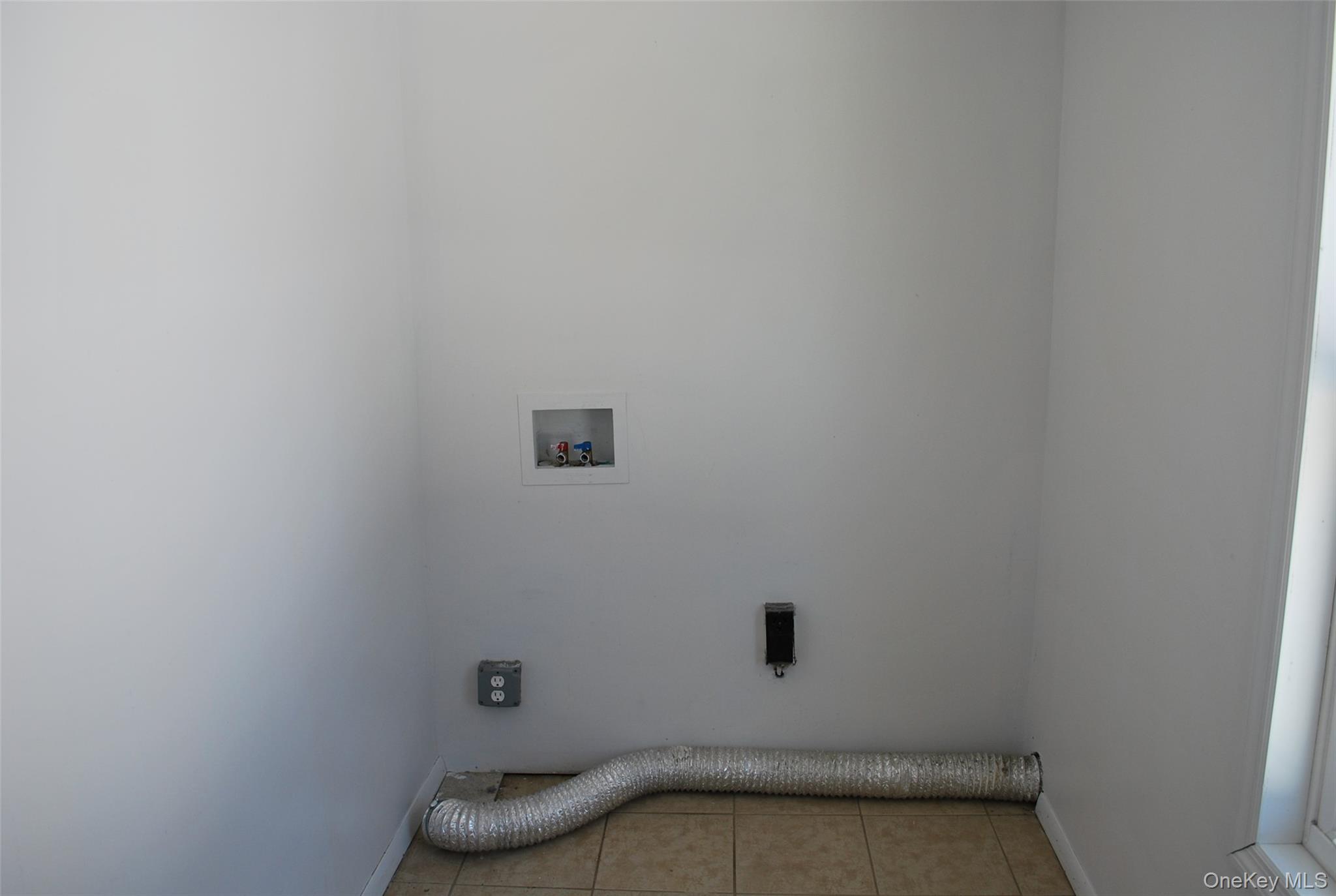 22 Dekay Road Warwick, NY 10990 - Photo 16 of 24