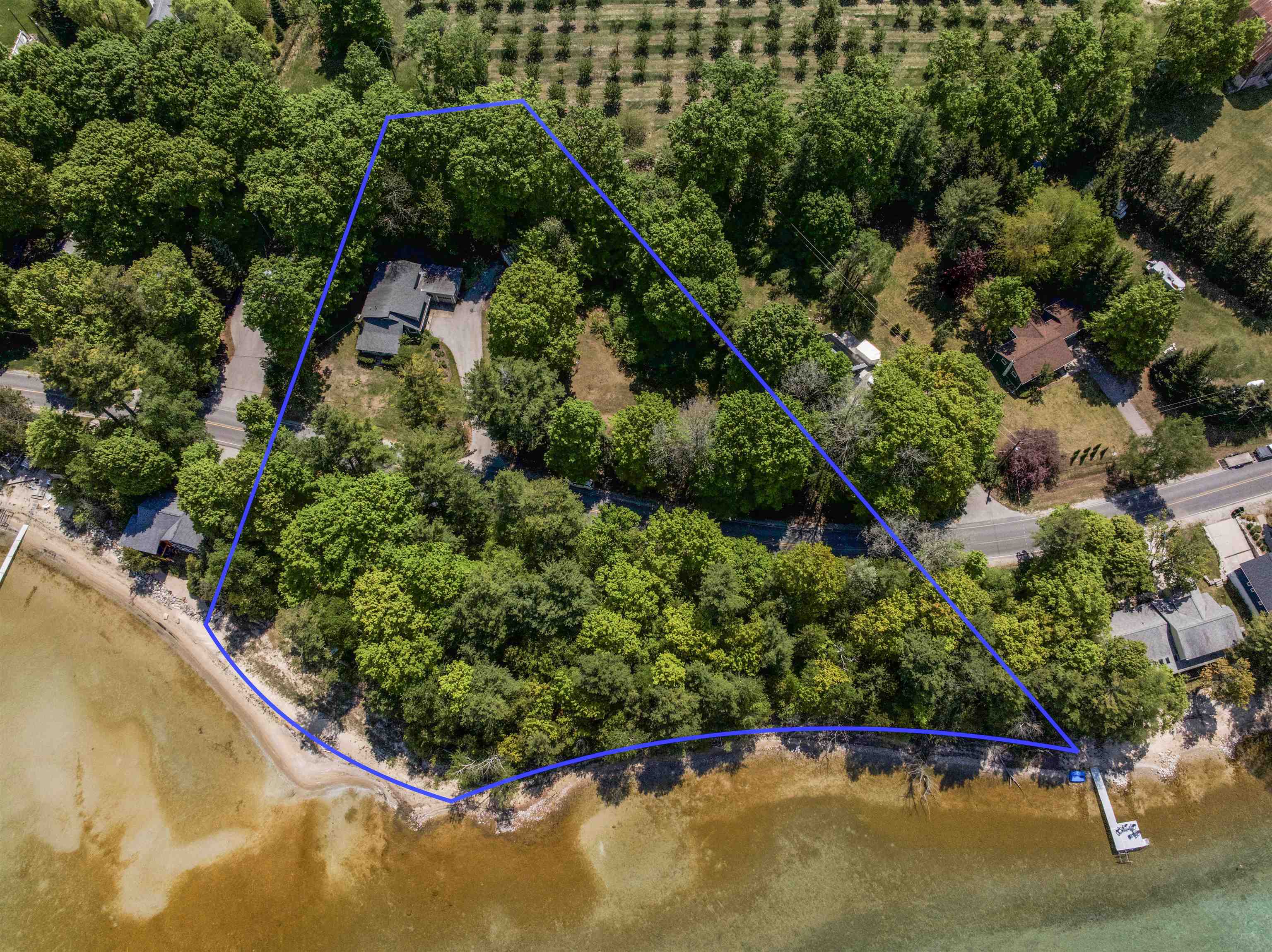737 South Stony Point Road Suttons Bay, MI 49682 - Photo 3 of 40