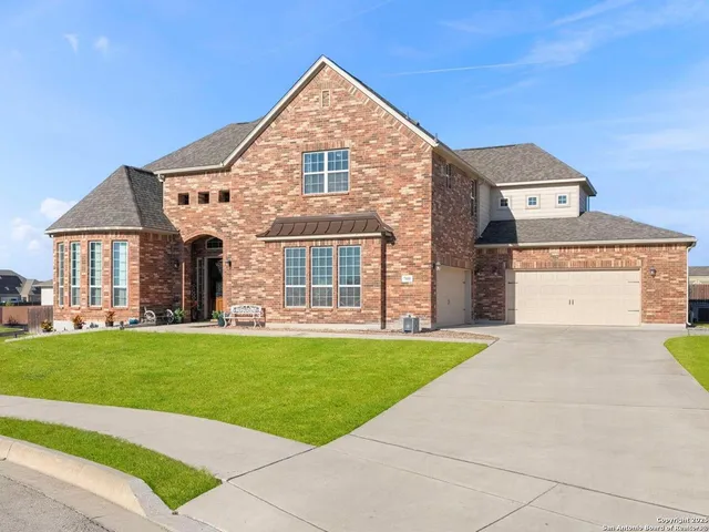 $750,000 | 7008 Derek Court, Schertz, TX 78154