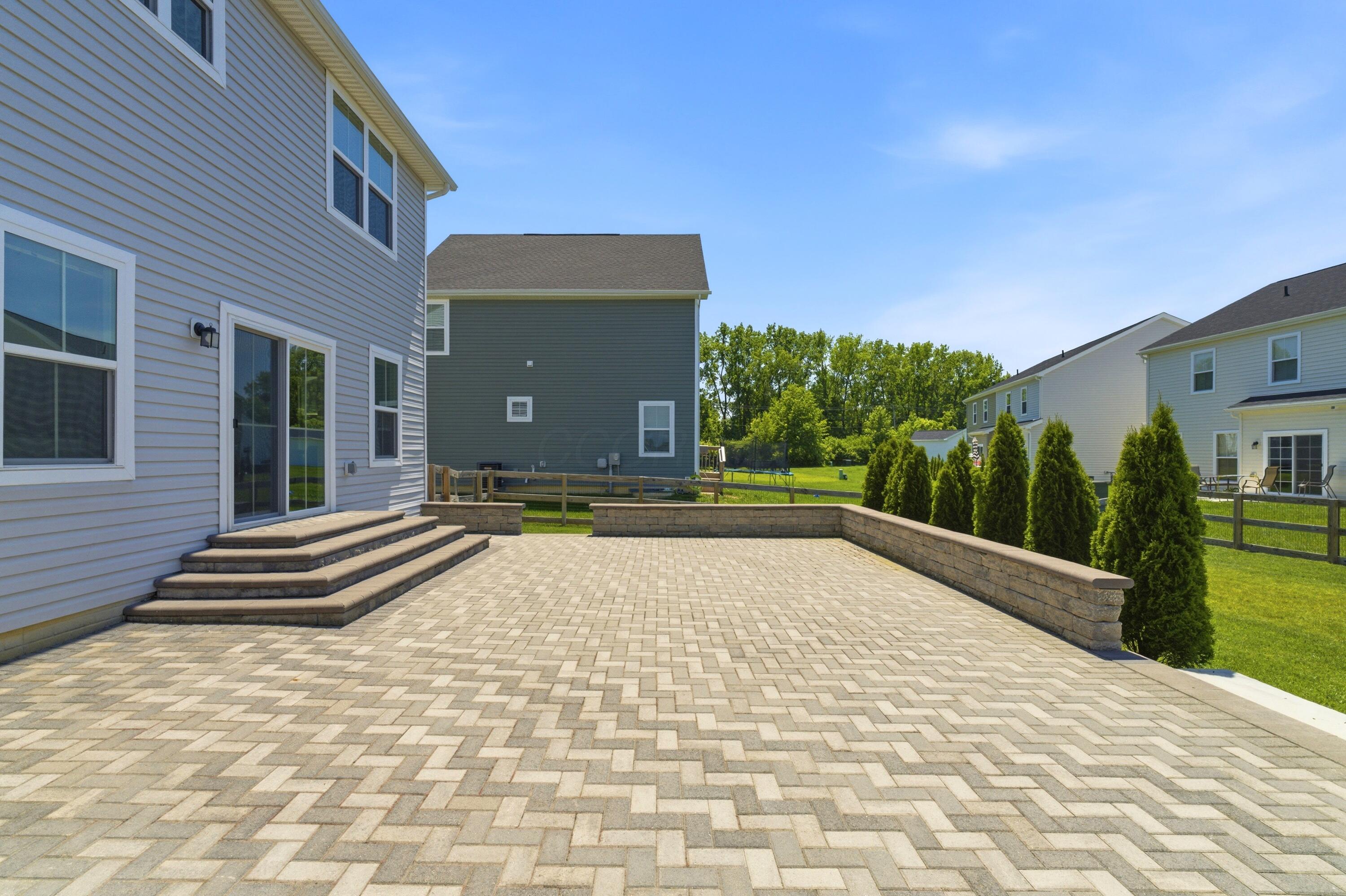 124 Steeplechase Street Delaware, OH 43015 - Photo 56 of 64 Back Patio