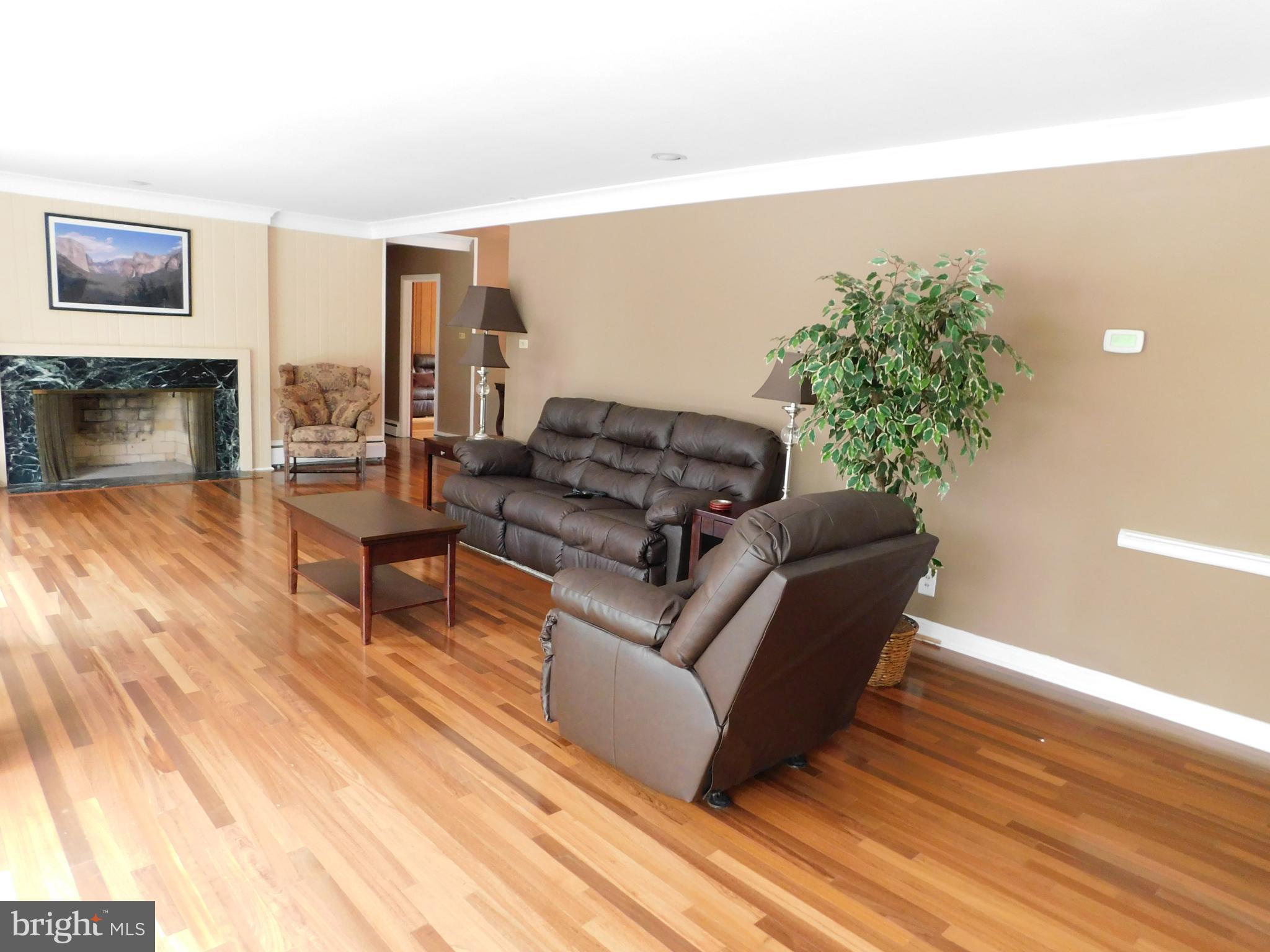 832 Sunnybrook Road Pottstown, PA 19464 - Photo 8 of 49 Gallery Image 8