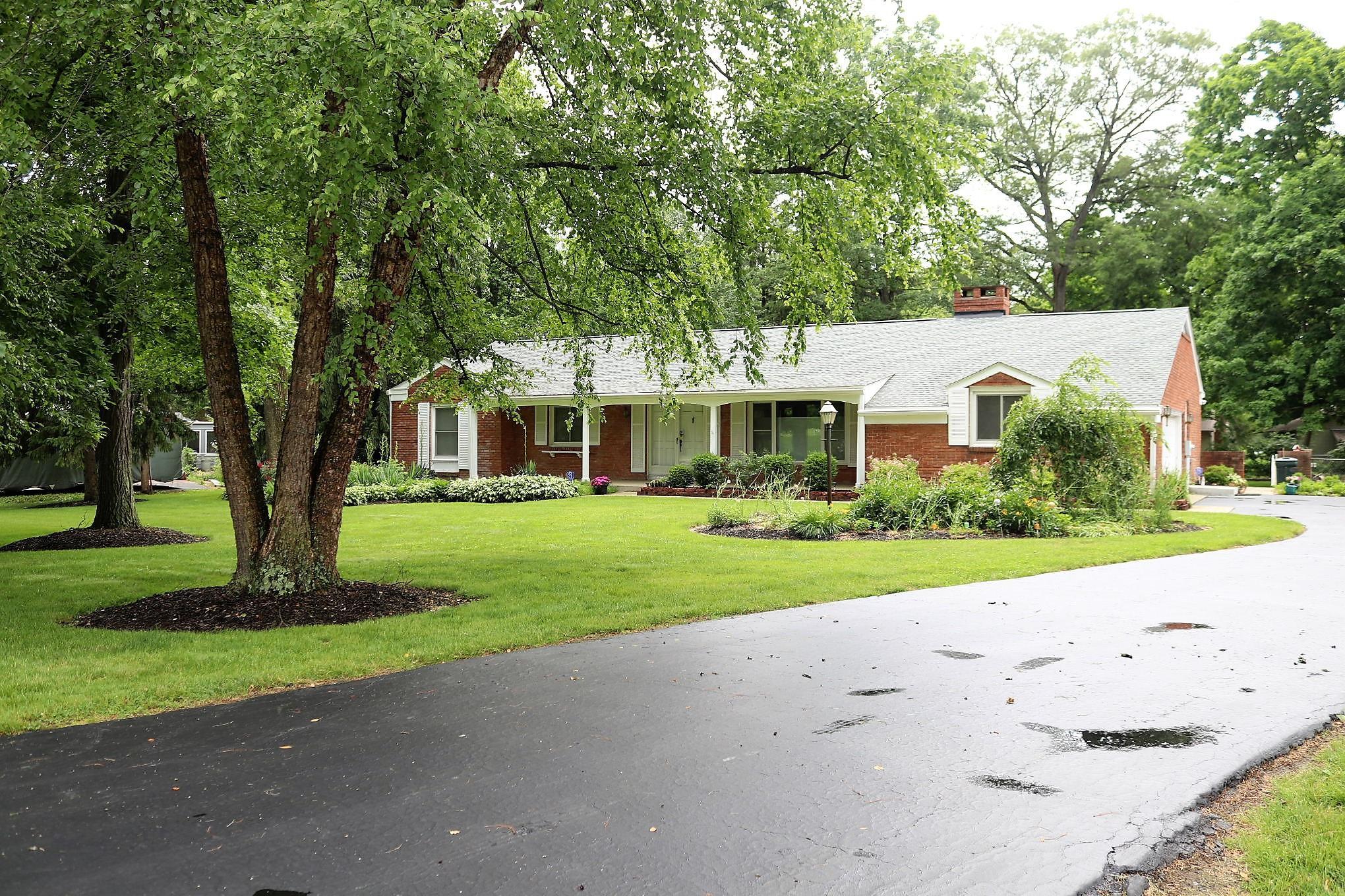 995 Cole Road Galloway, OH 43119 - Photo 1 of 50 Gallery Image 1