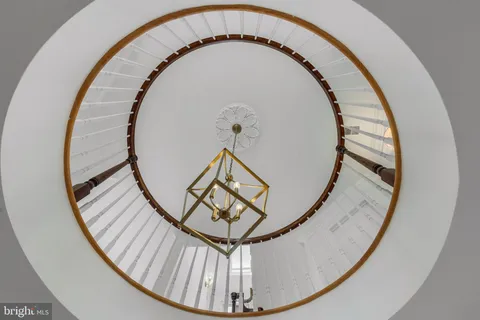 $2,250,000 | 3684 Waples Crest Court, Oakton, VA 22124