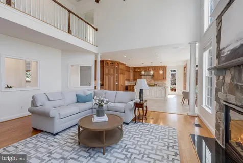 $2,250,000 | 3684 Waples Crest Court, Oakton, VA 22124