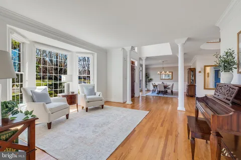 $2,250,000 | 3684 Waples Crest Court, Oakton, VA 22124