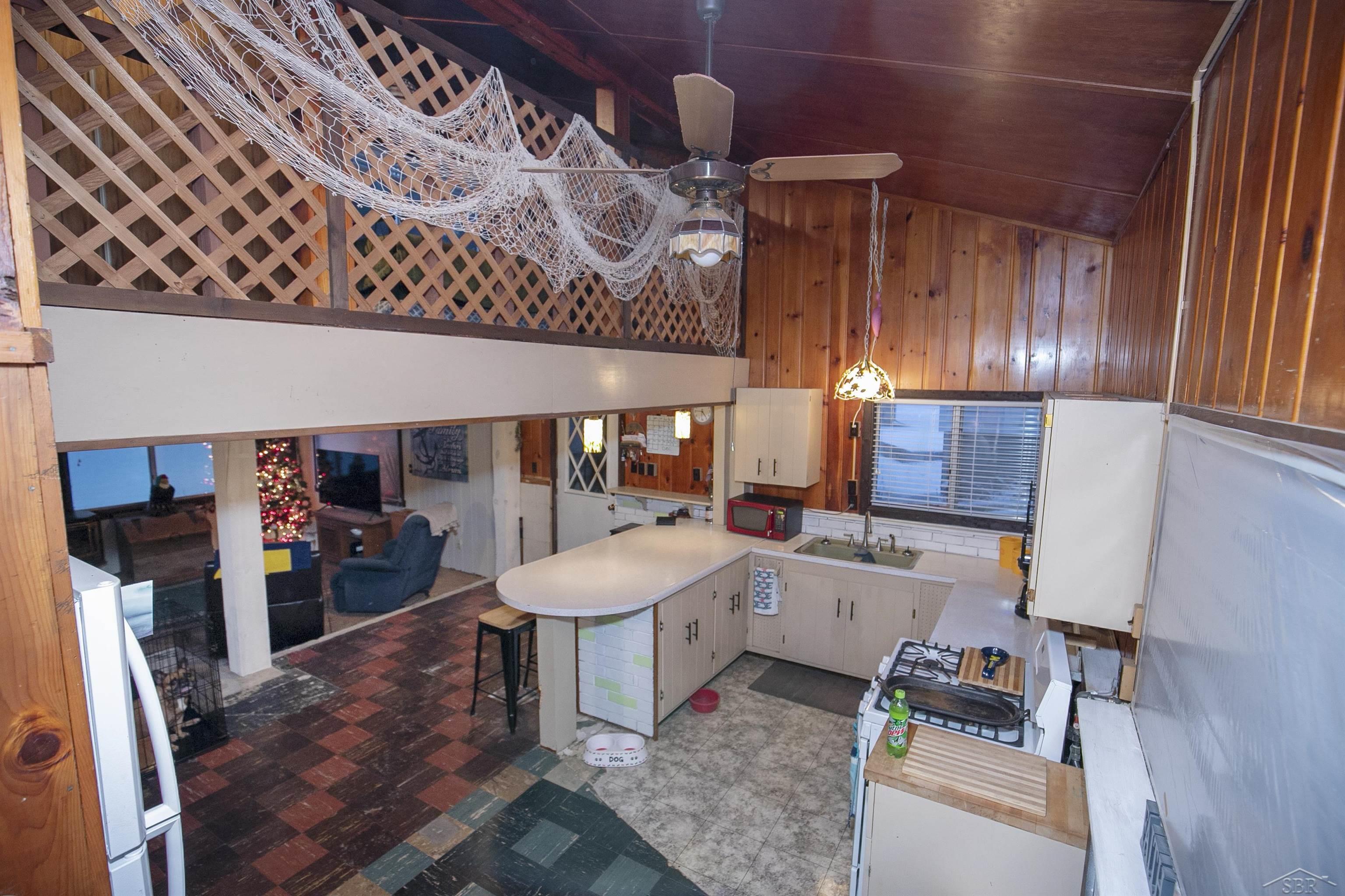 1853 Arbor Road Lake, MI 48632 - Photo 21 of 40 50097385-20.JPG