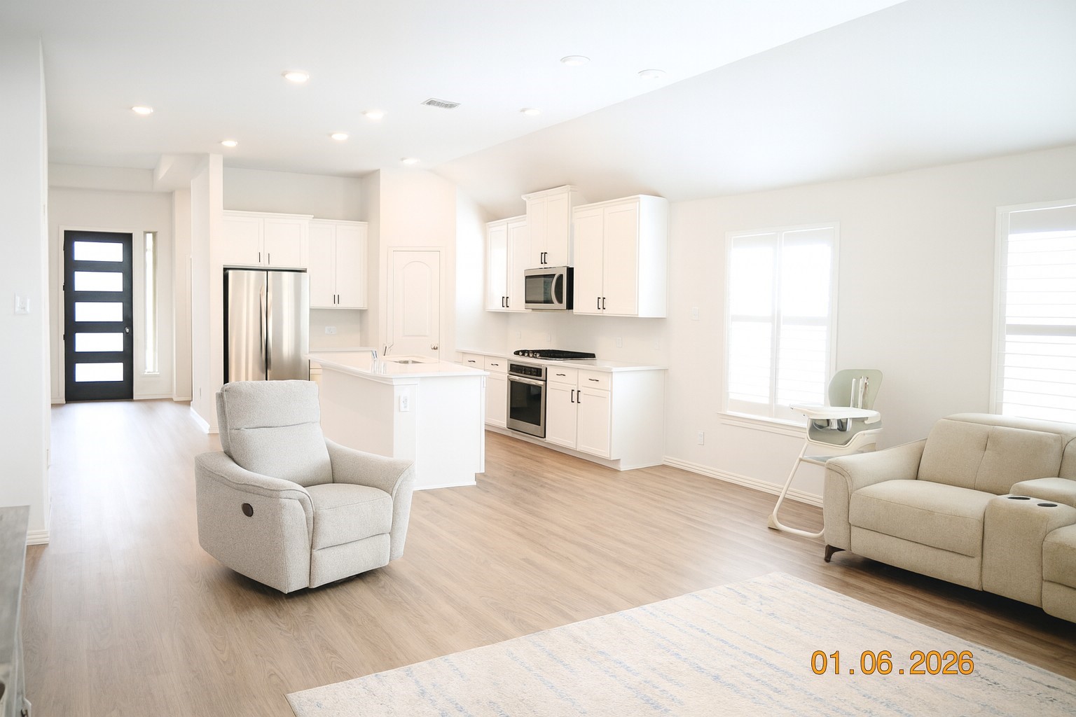 20811 Magical Merlin Way Tomball, TX 77375 - Photo 4 of 17 Another view of kitchen