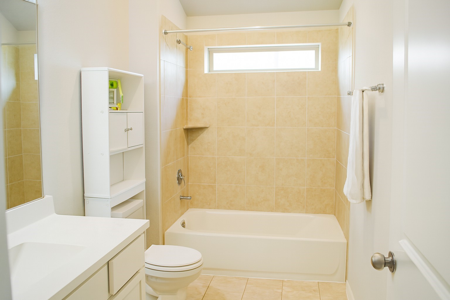 20811 Magical Merlin Way Tomball, TX 77375 - Photo 9 of 17 Second full bathroom