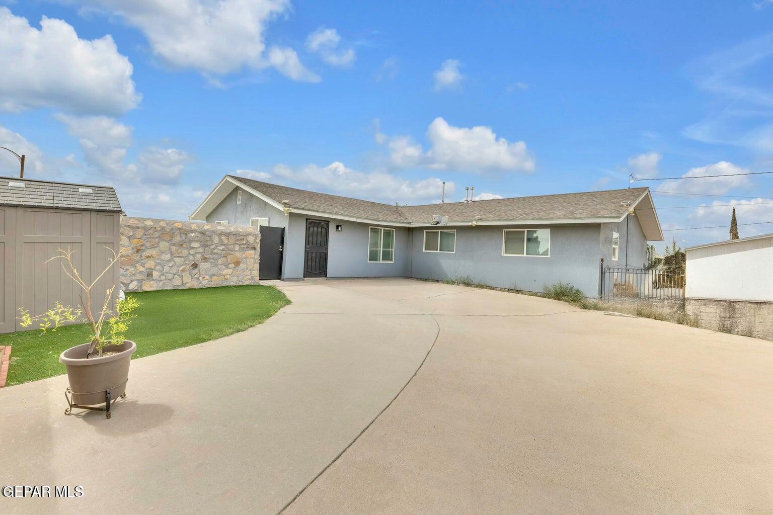 2700 Berwick Road El Paso, TX 79925 - Photo 17 of 21 IMG_0083