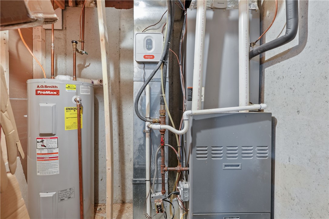 98 Oakland Avenue Providence, RI 02908 - Photo 29 of 49