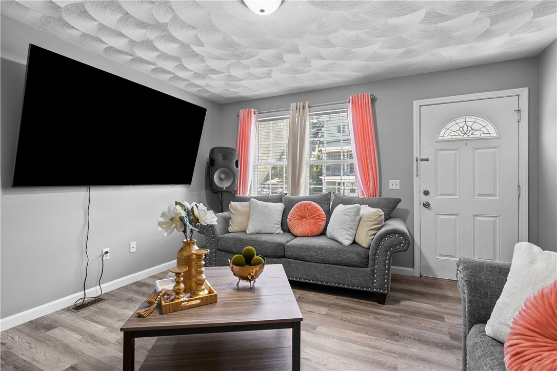 98 Oakland Avenue Providence, RI 02908 - Photo 35 of 49