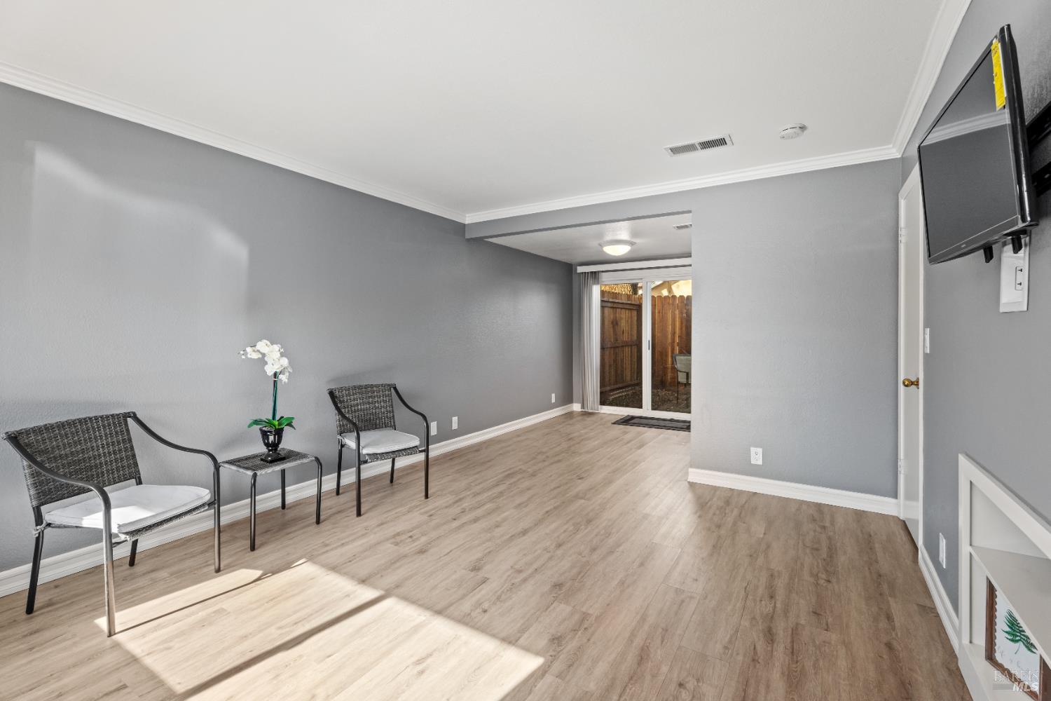 201 Main Circle Ukiah, CA 95482 - Photo 4 of 20