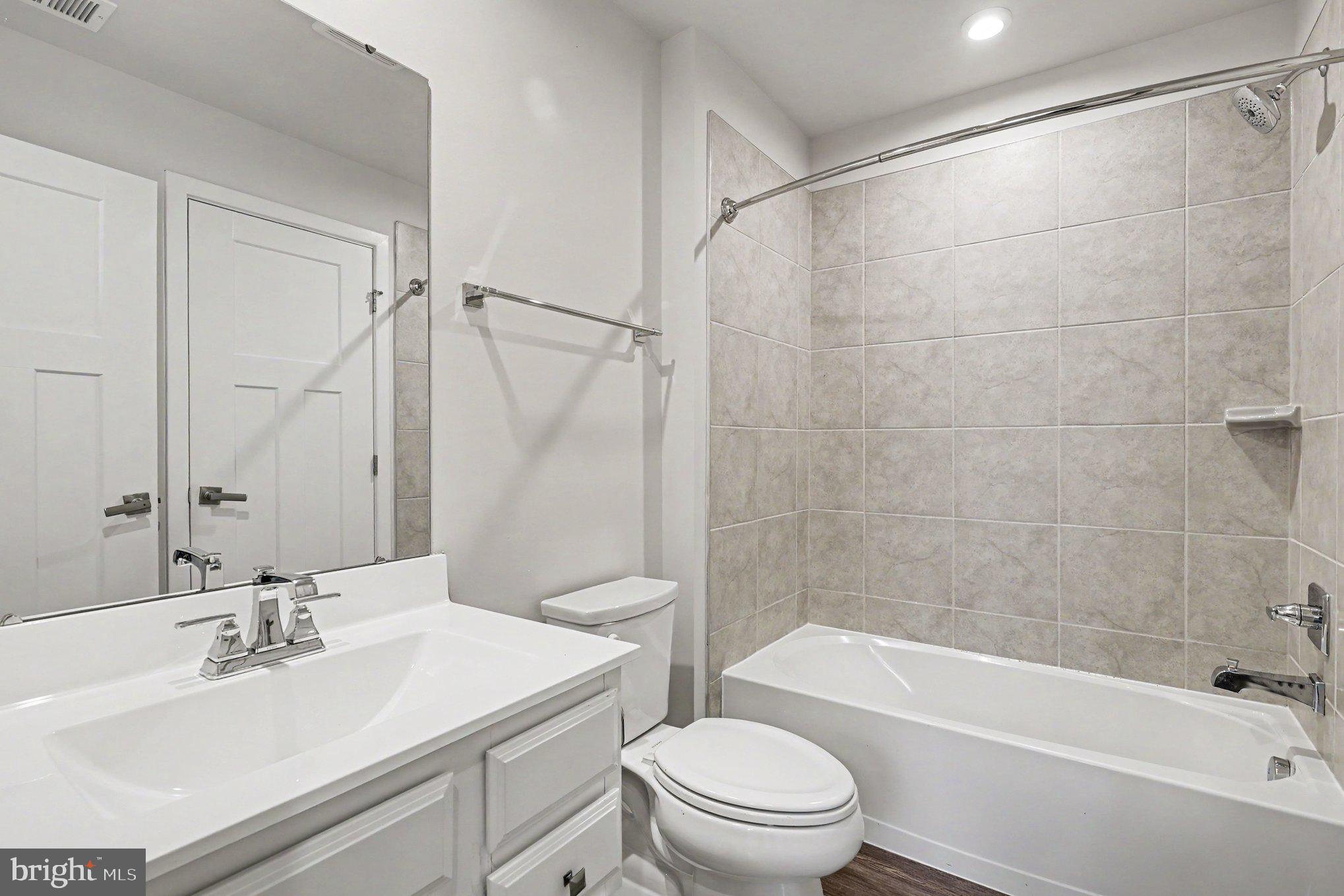 2616 Velocity Road Herndon, VA 20171 - Photo 10 of 26