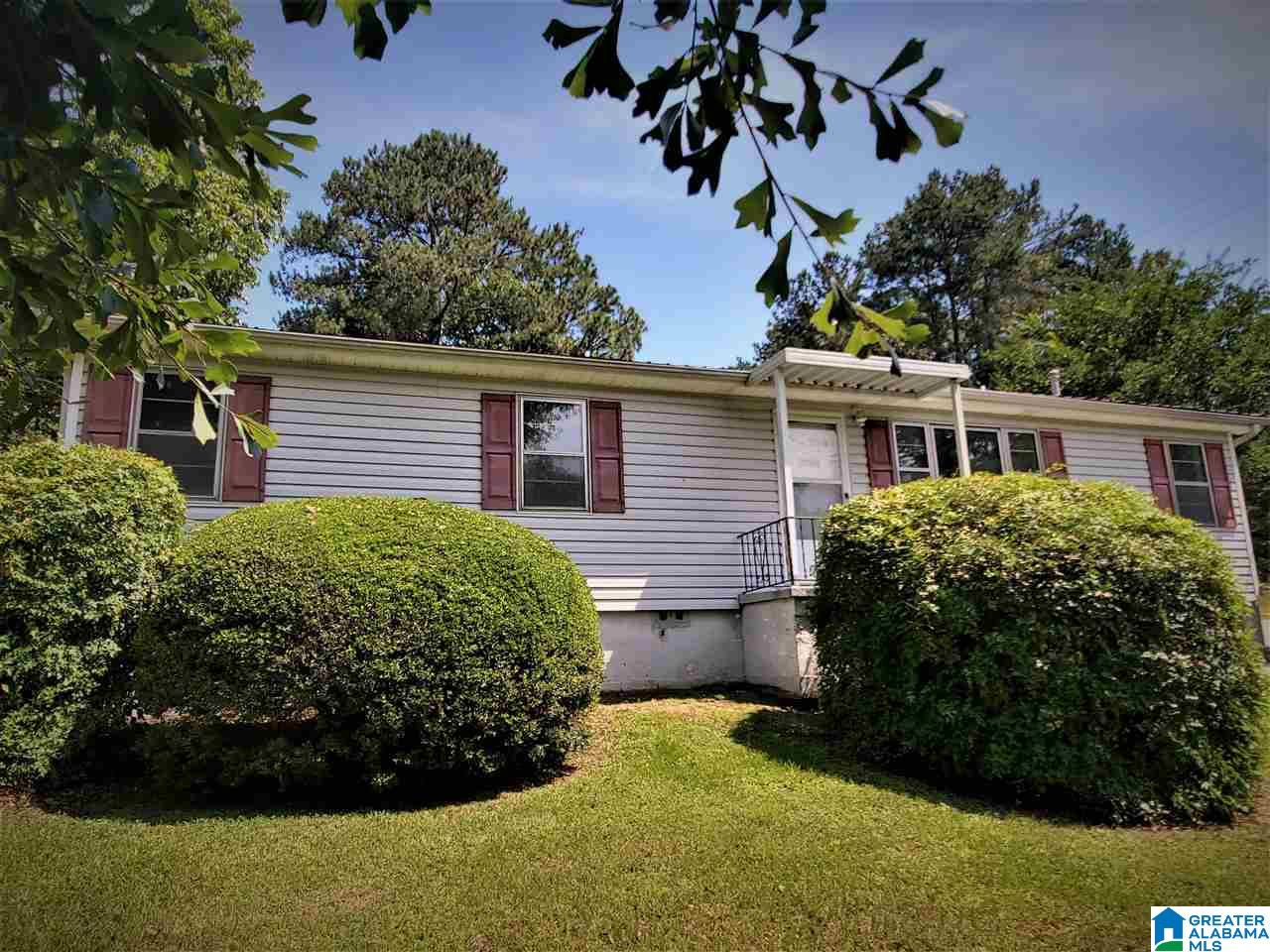 8410 Lane Circle Leeds, AL 35094 - Photo 1 of 7