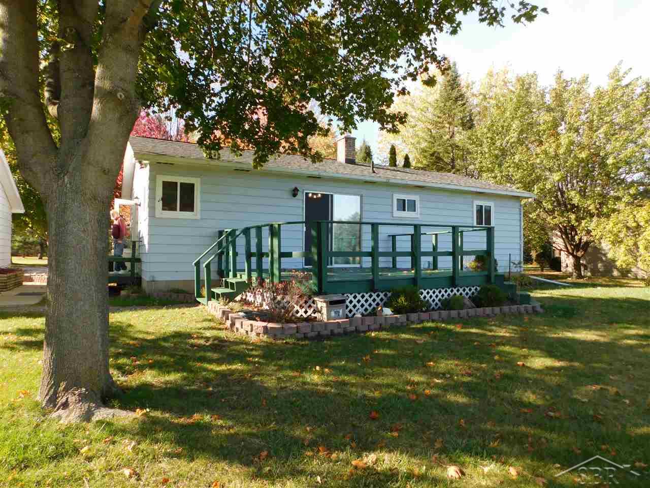 4444 Lauer Road Saginaw, MI 48603 - Photo 3 of 16 31335113-2.JPG