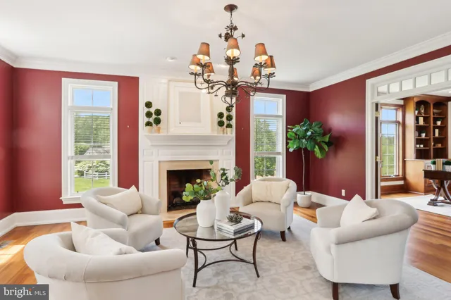 $2,250,000 | 2 Autumn Meadow Lane, Malvern, PA 19355