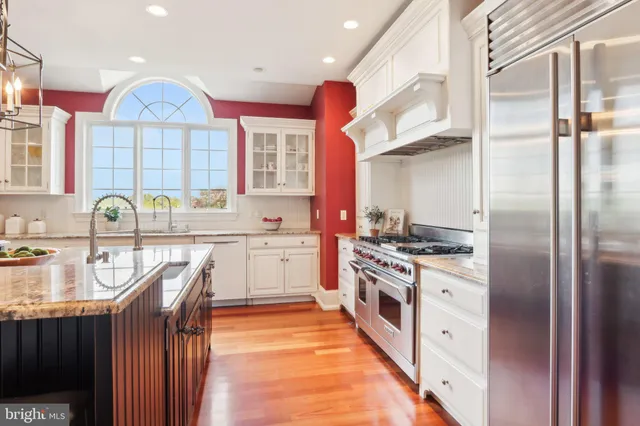 $2,250,000 | 2 Autumn Meadow Lane, Malvern, PA 19355