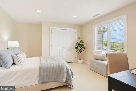 a view of a golf course with green space