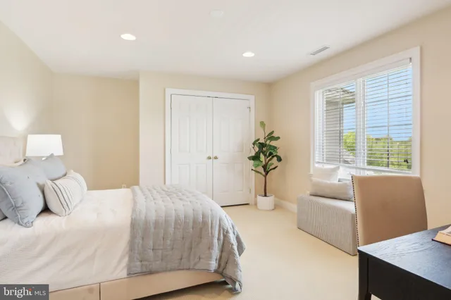 $2,250,000 | 2 Autumn Meadow Lane, Malvern, PA 19355