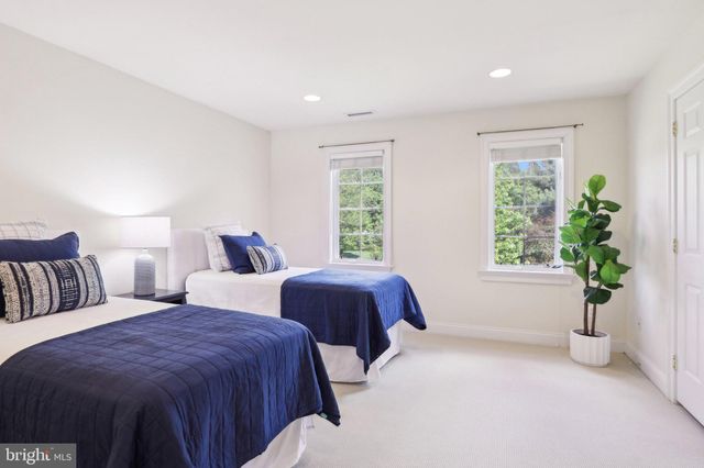 $2,250,000 | 2 Autumn Meadow Lane, Malvern, PA 19355