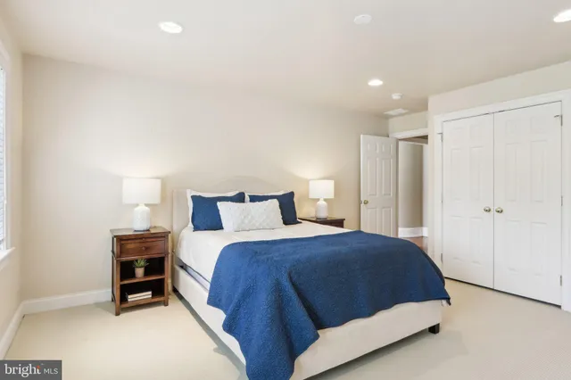 $2,250,000 | 2 Autumn Meadow Lane, Malvern, PA 19355