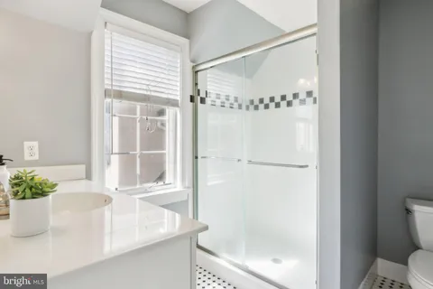 $2,250,000 | 2 Autumn Meadow Lane, Malvern, PA 19355