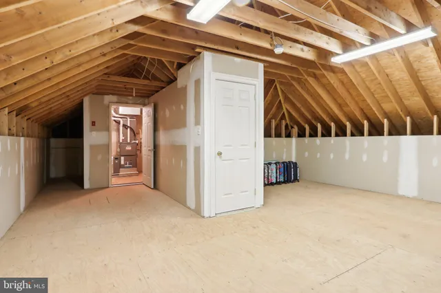 $2,250,000 | 2 Autumn Meadow Lane, Malvern, PA 19355