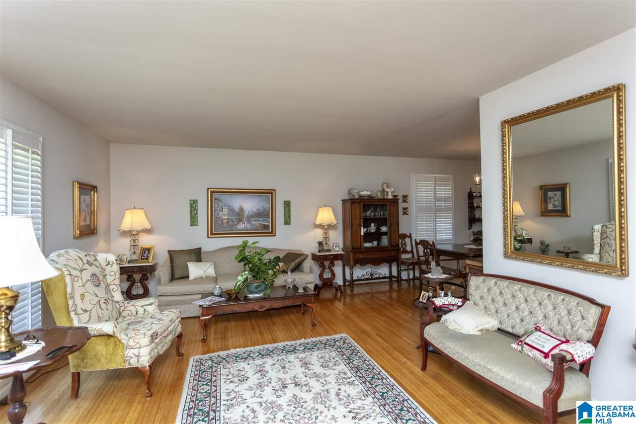 2205 Blue Ridge Boulevard Birmingham, AL 35226 - Photo 6 of 38