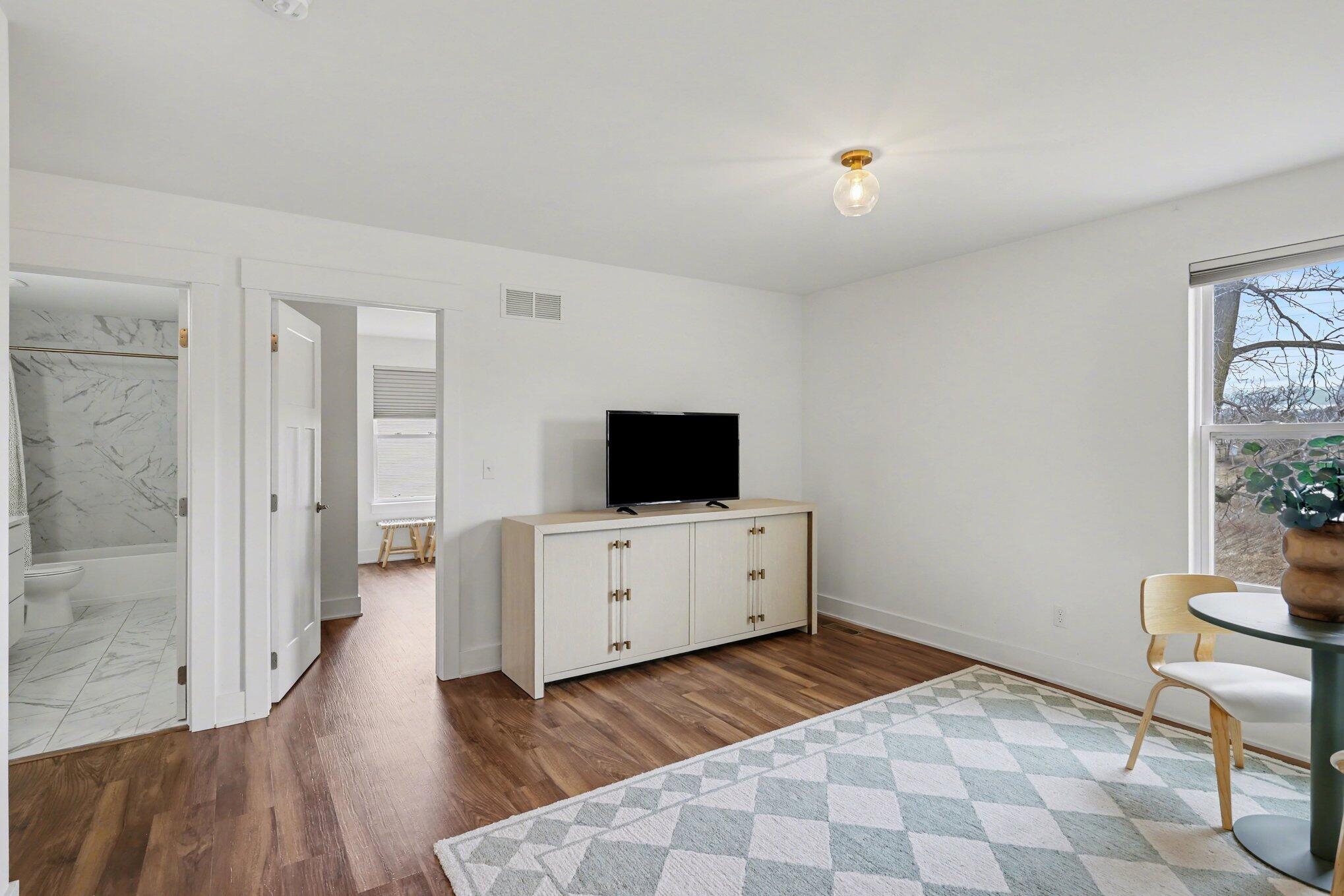 8850 Island Lake Road Dexter, MI 48130 - Photo 25 of 37 024_file_2649