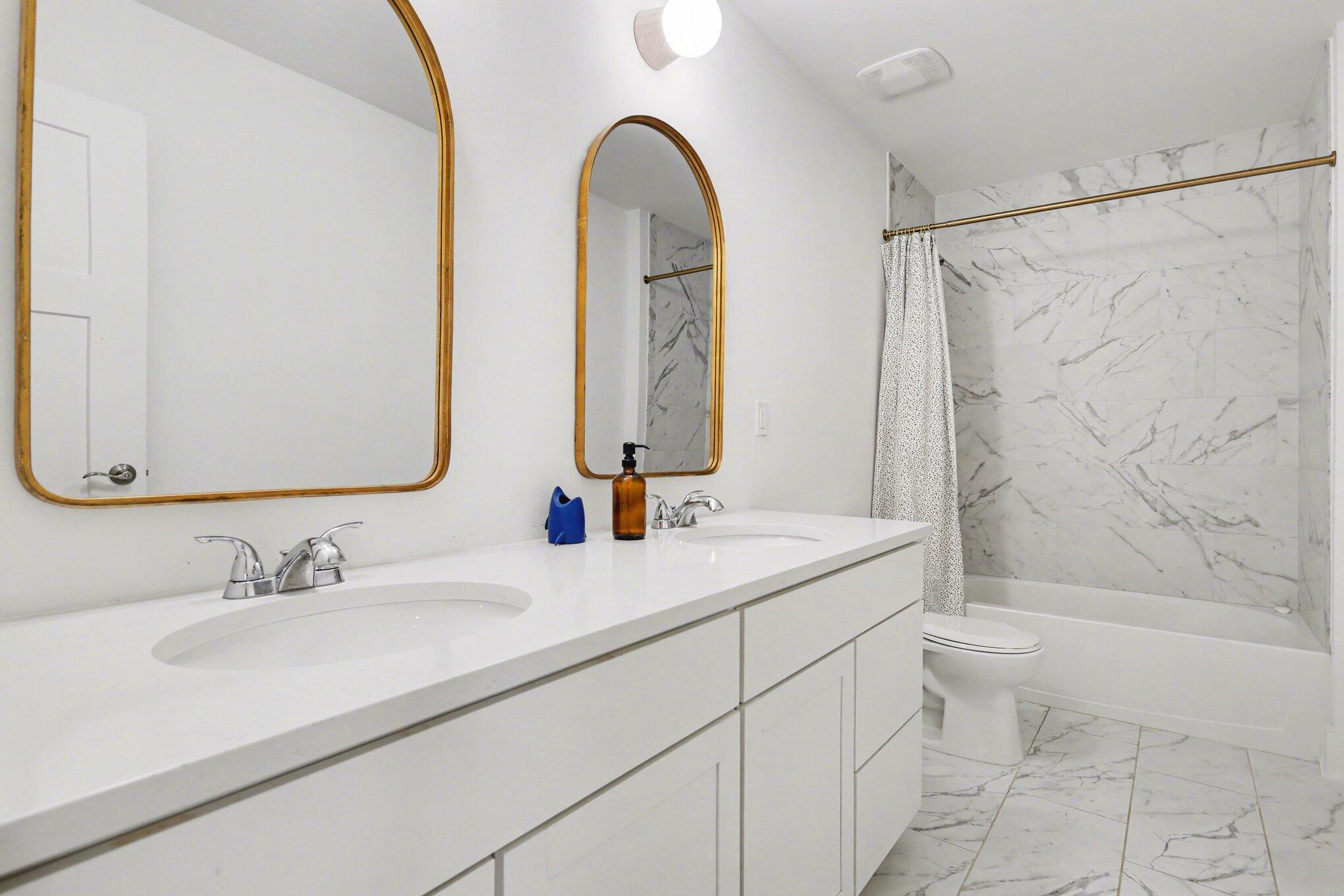 8850 Island Lake Road Dexter, MI 48130 - Photo 26 of 37 034_file_2337