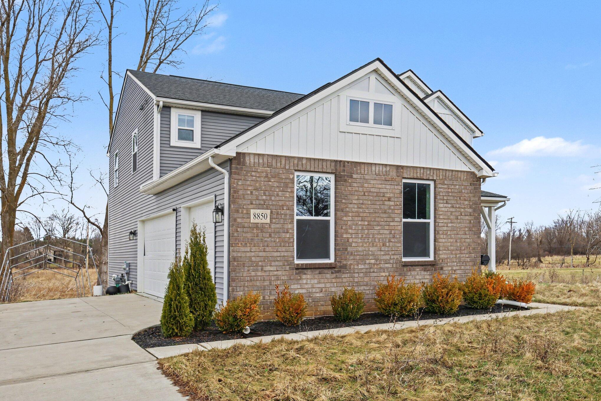 8850 Island Lake Road Dexter, MI 48130 - Photo 3 of 37 004_file_5749