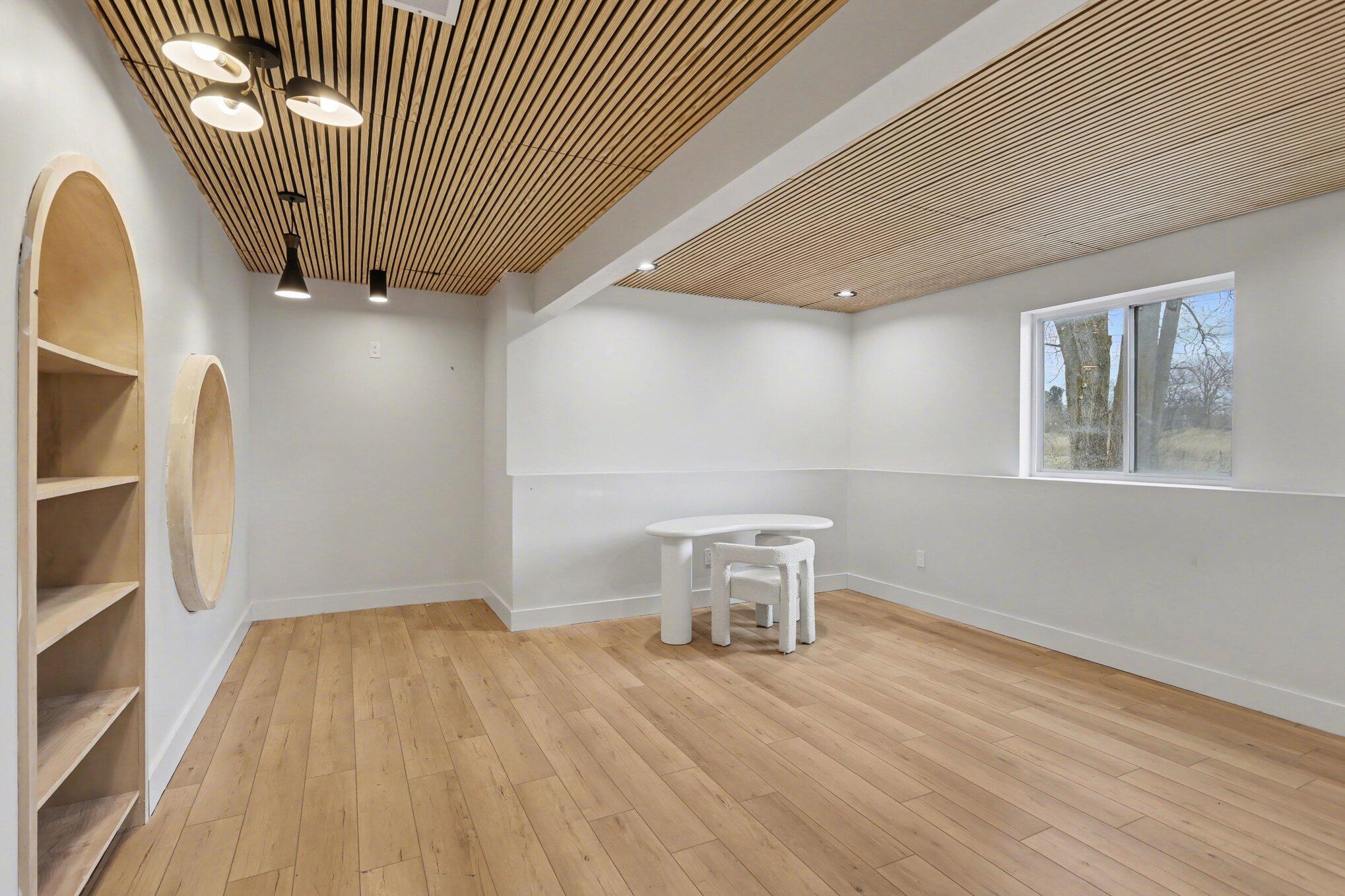 8850 Island Lake Road Dexter, MI 48130 - Photo 31 of 37 020_file_8564