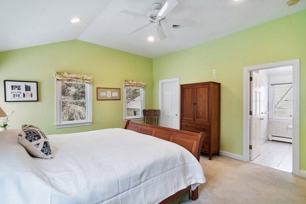 136 Oliver Road Newton, MA 02468 - Photo 15 of 38 Gallery Image 15